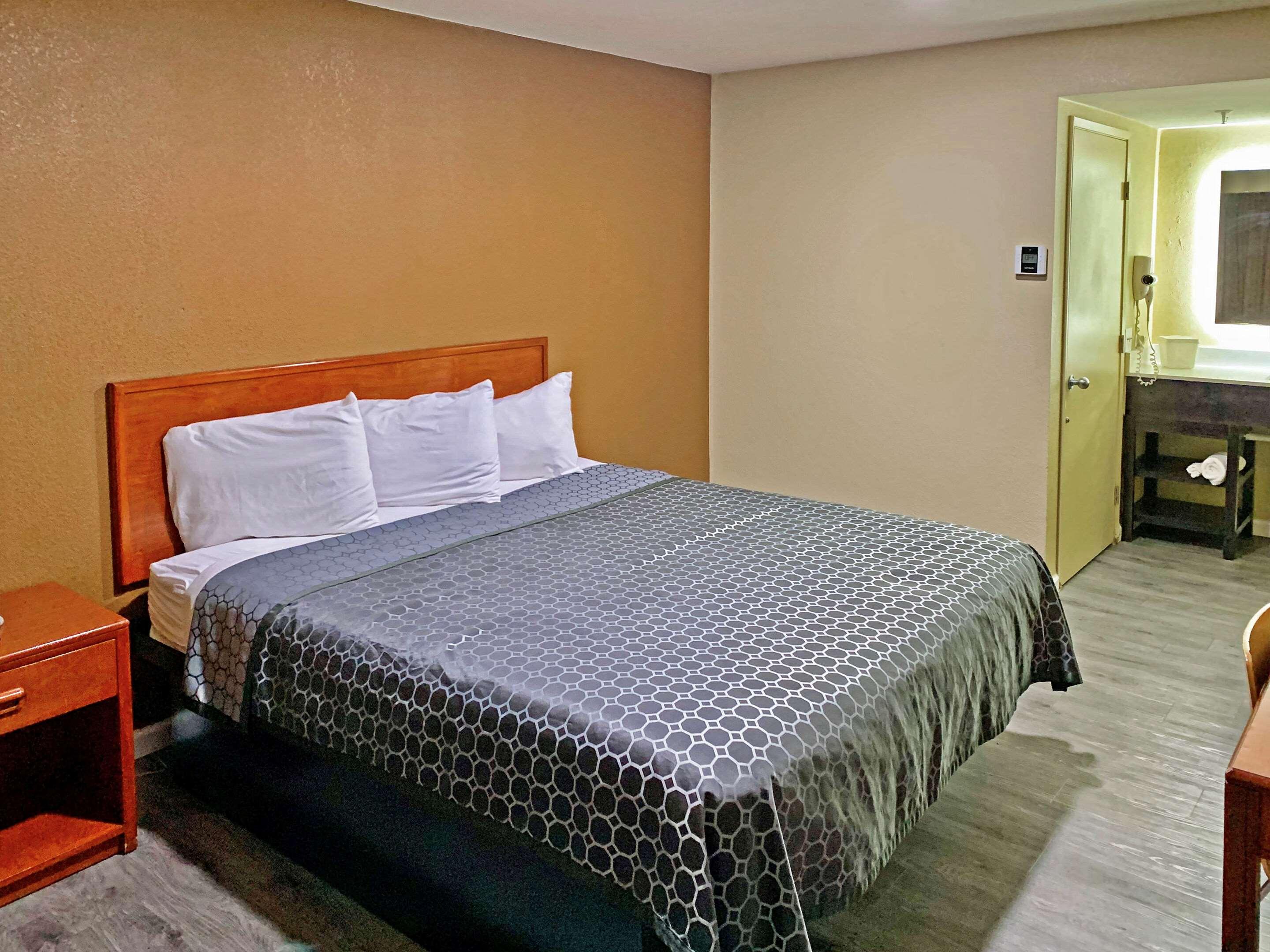 Rodeway Inn Sacramento-University Area Екстер'єр фото