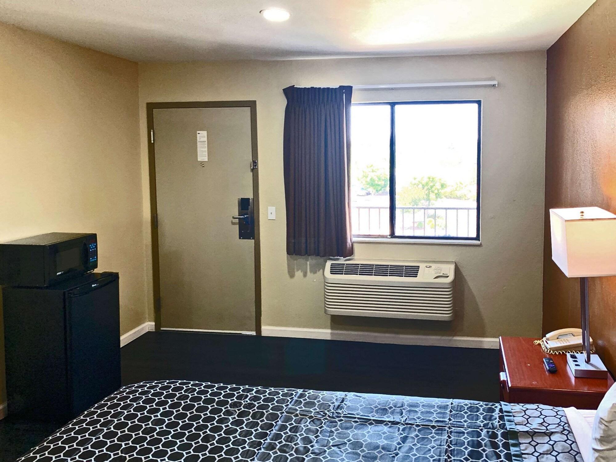 Rodeway Inn Sacramento-University Area Екстер'єр фото