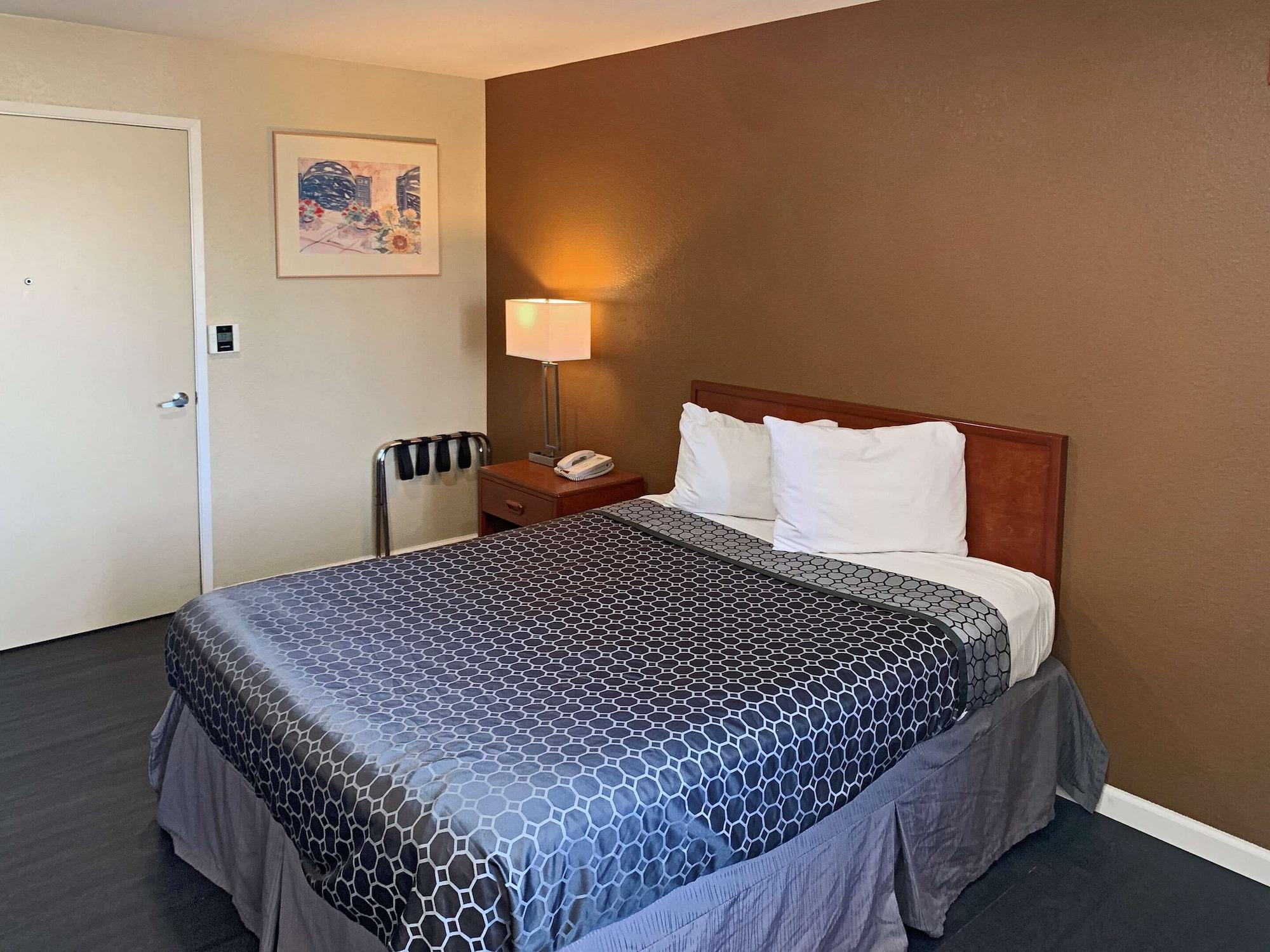 Rodeway Inn Sacramento-University Area Екстер'єр фото