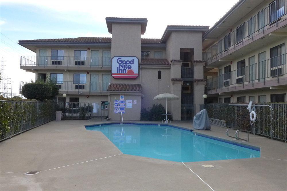 Rodeway Inn Sacramento-University Area Екстер'єр фото